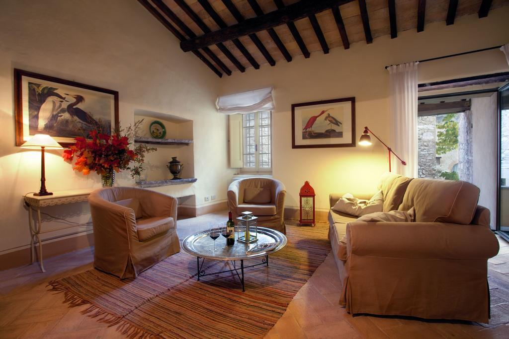 Two-Bedroom Suite (4 Adults),258119565:JPEG